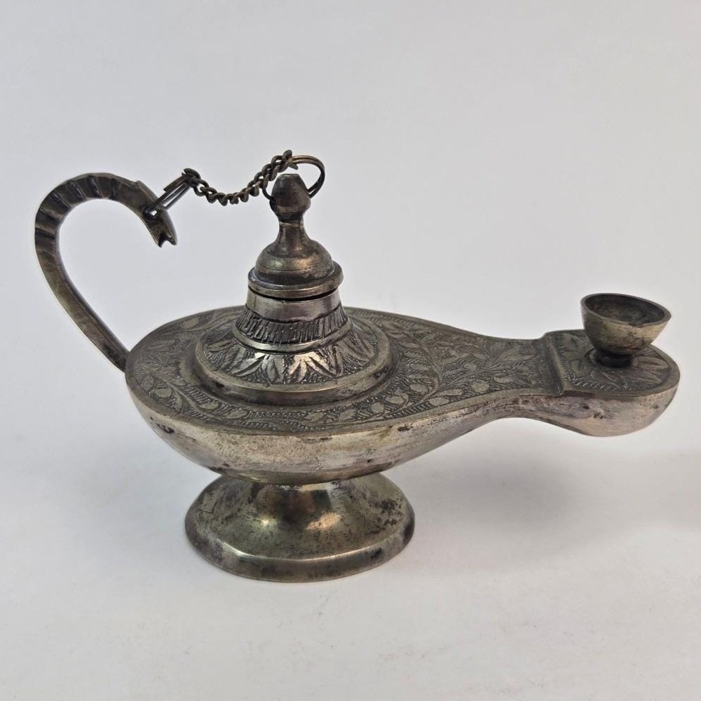 Vintage Silver Tone Etched Metal Genie Oil Lamp Decorative Middle Eastern Style